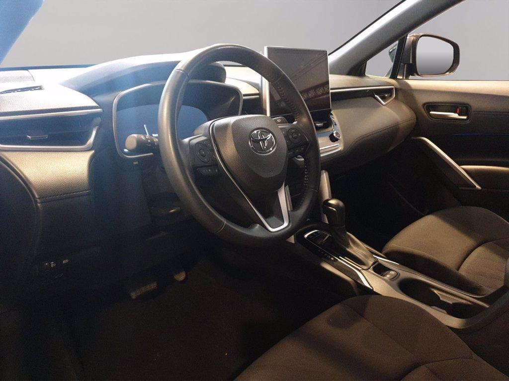 TOYOTA Corolla cross 2.0h trend 2wd 197cv e-cvt del 2024