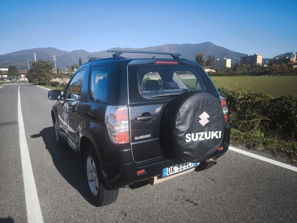 SUZUKI VITARA 4X4 BENZ/GPL- OK NEOPATENTATI