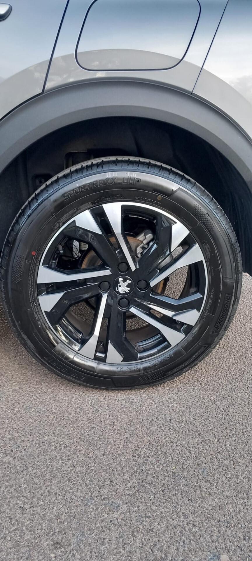 Peugeot 2008 1.2 benz. PureTech 130 S&S Allure Pack