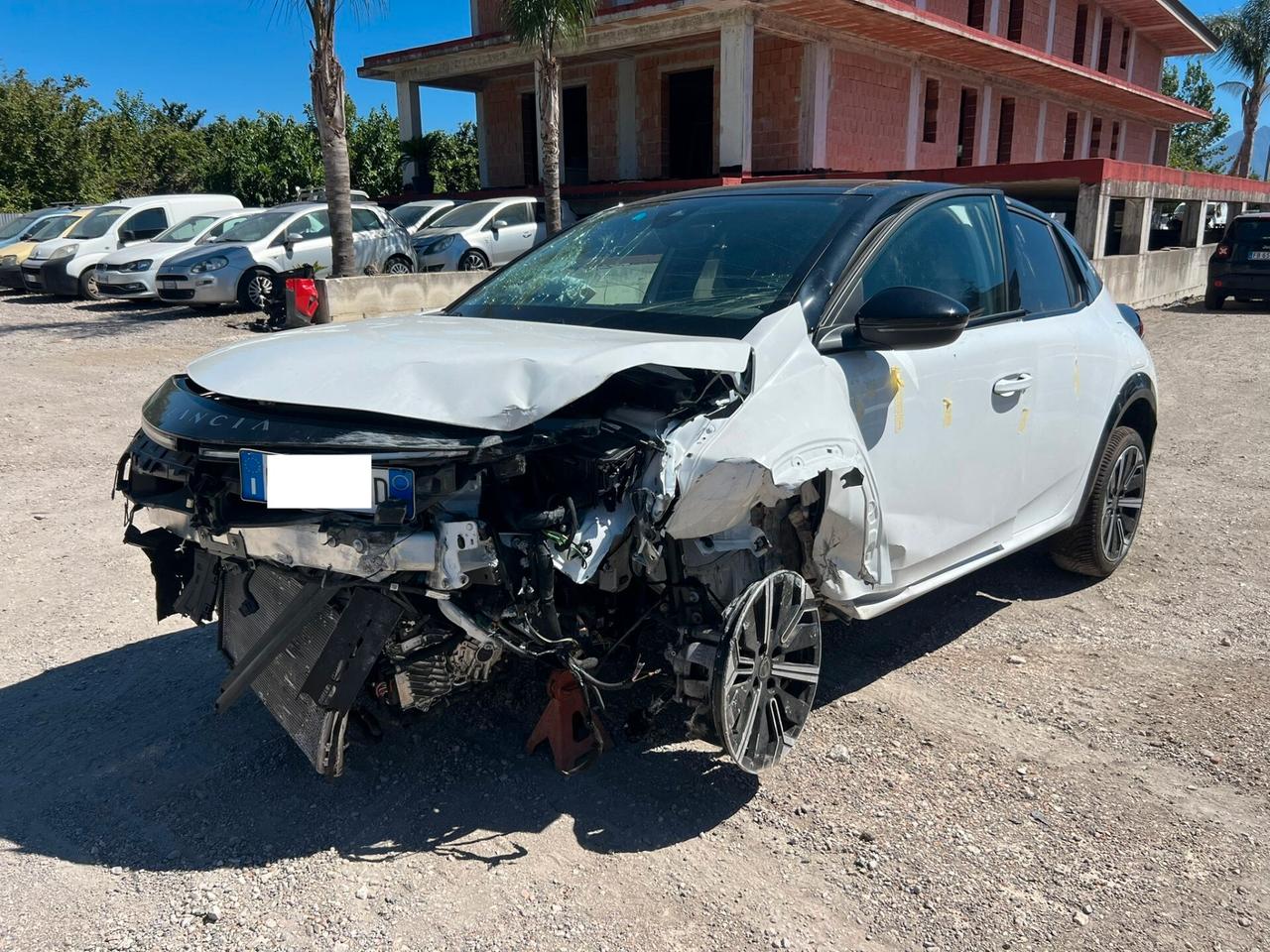 Lancia Ypsilon Hybrid e-DCT Edizione Cassina