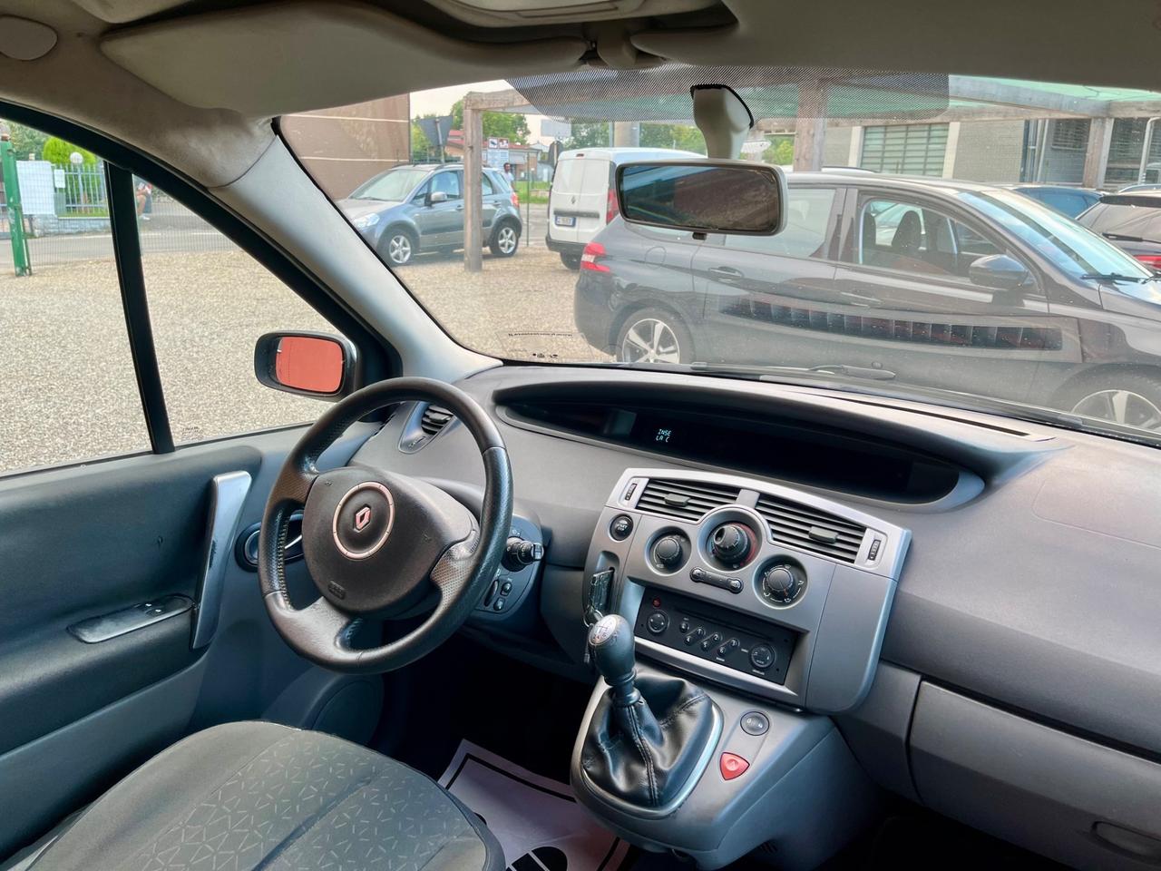 Renault Scénic 1.5 dCi/105CV