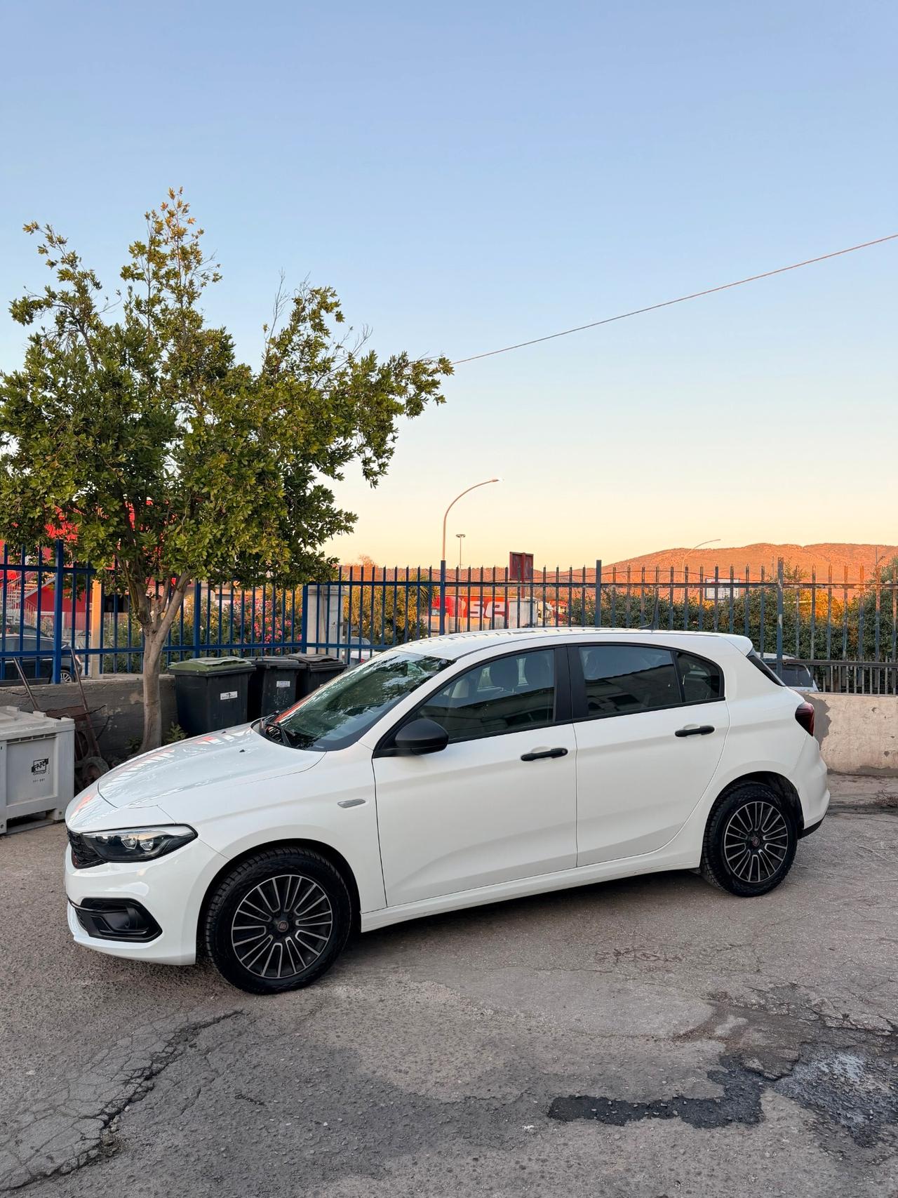 FIAT TIPO 1.5 HYBRID DCT 62.000 KM