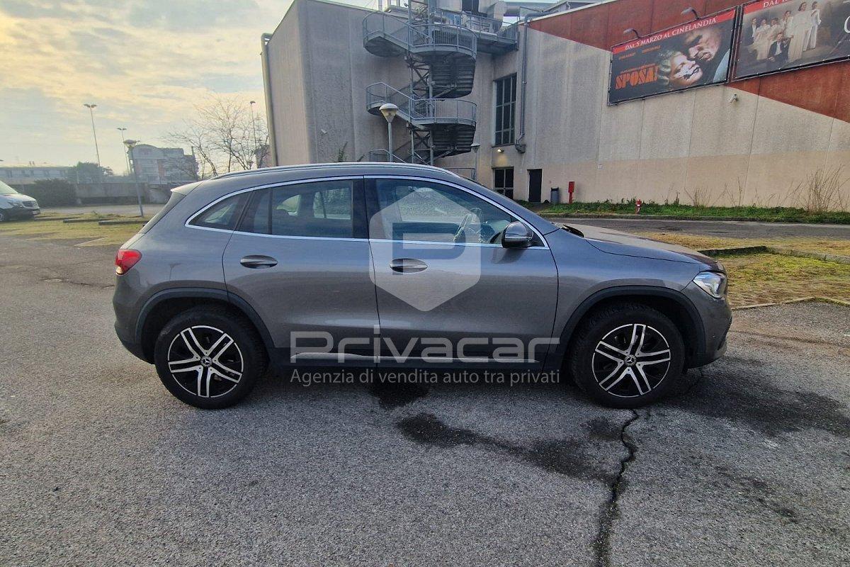 MERCEDES GLA 200 d Automatic Sport Plus