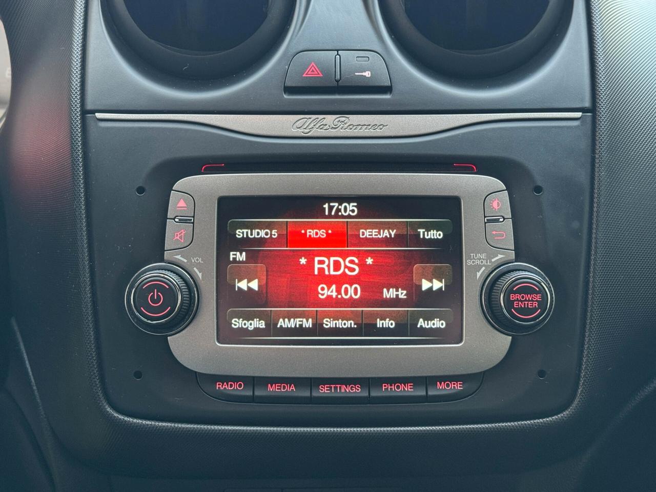 Alfa Romeo MiTo 1.3 JTDm 85 cv S&S Distinctive