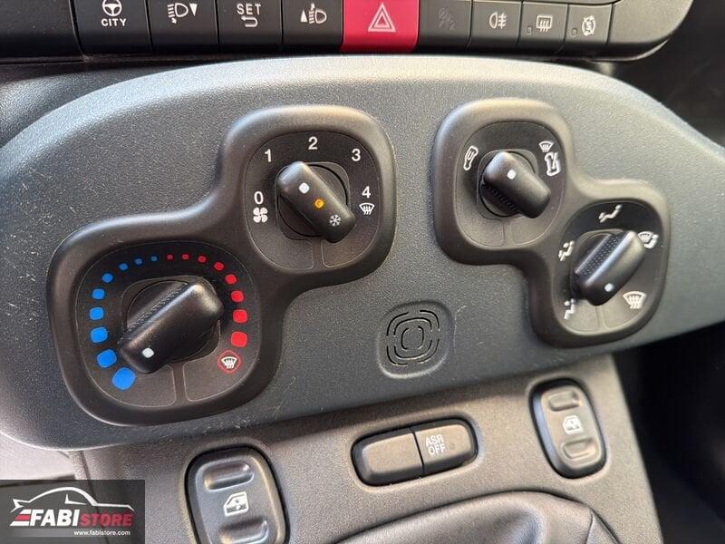 FIAT Panda 1.2 Easy 69 Cv - PRONTA CONSEGNA!!
