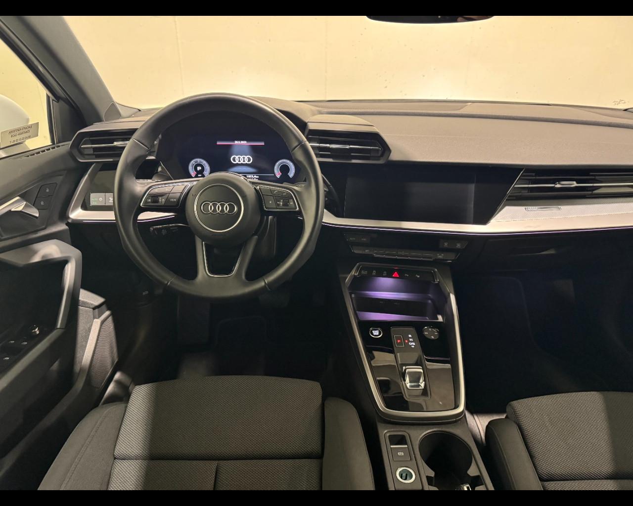 AUDI A3 SPORTBACK 35 TDI S-TRONIC S LINE EDITION