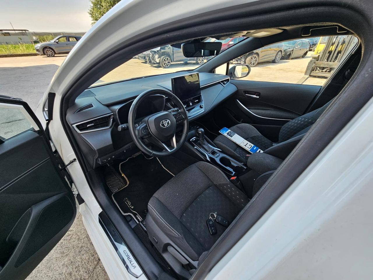 Toyota Corolla Touring Sports 1.8h auto START INCIDENTATA