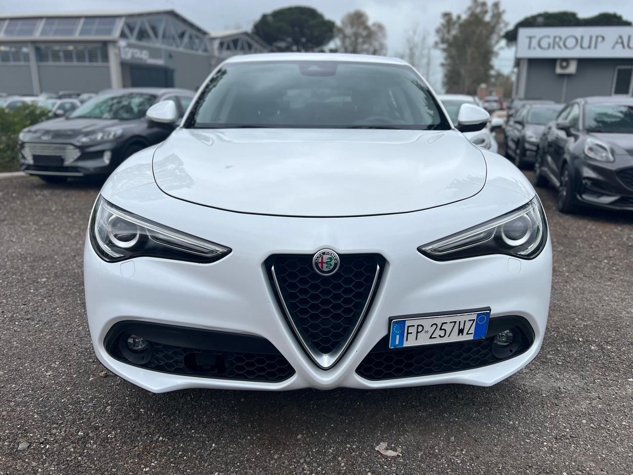 Alfa Romeo Stelvio 2.2 Turbodiesel 160 CV AT8 RWD Business