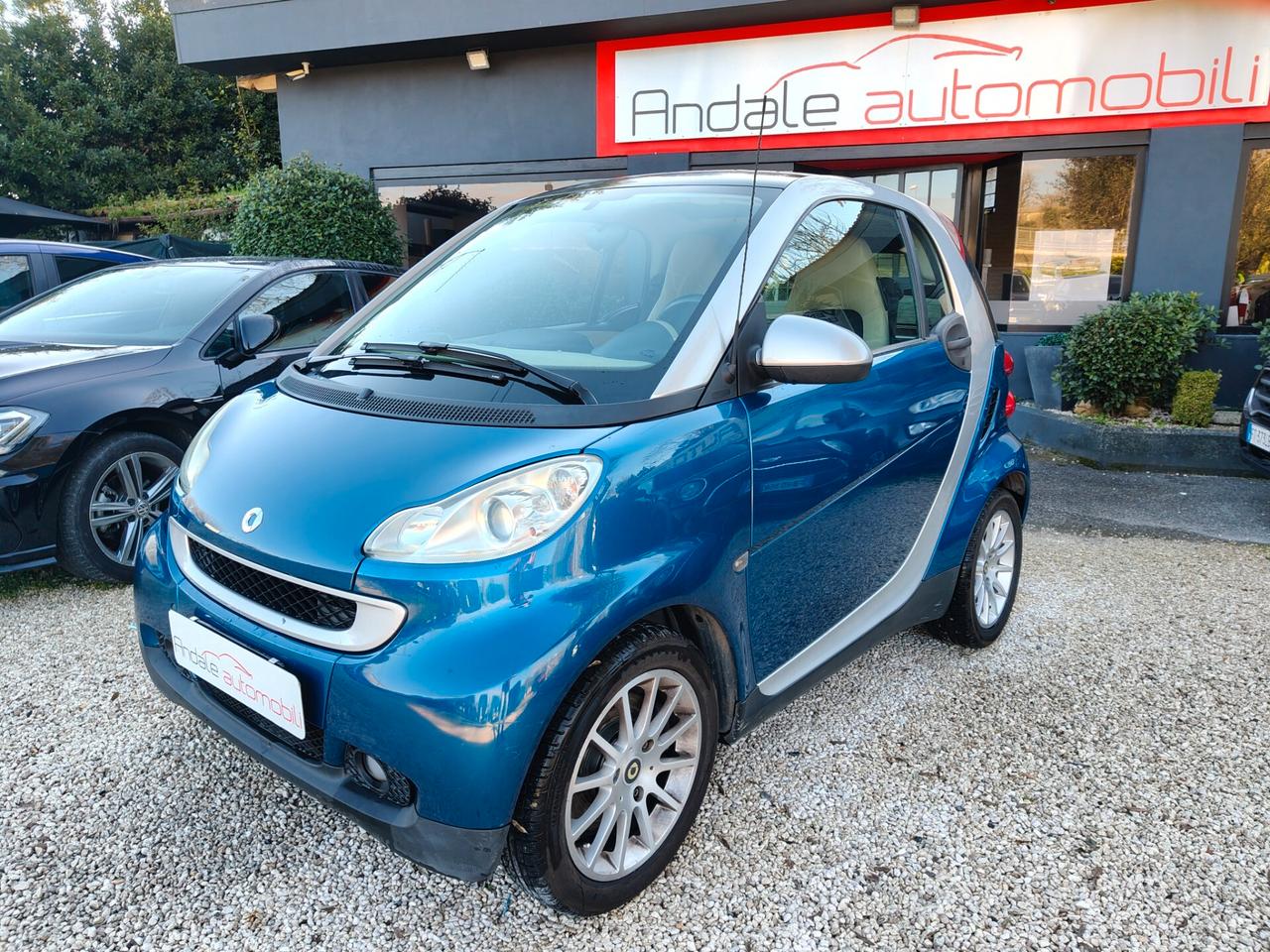 Smart ForTwo 1000 62 kW coupé solo 87000km