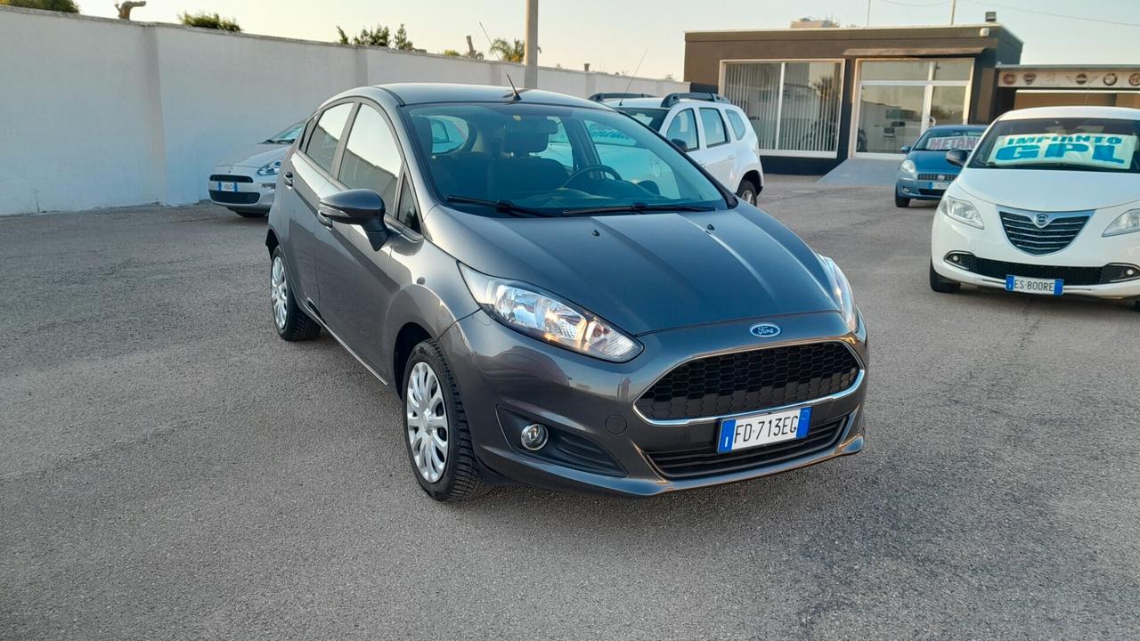 Ford Fiesta 1.4 5p. Bz.- GPL Titanium