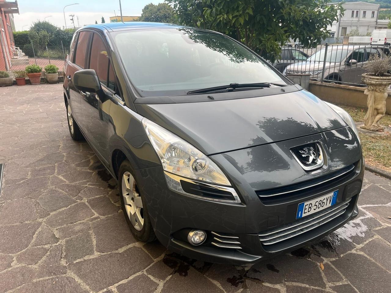 Peugeot 5008 1.6 VTI 120CV, 7 Posti