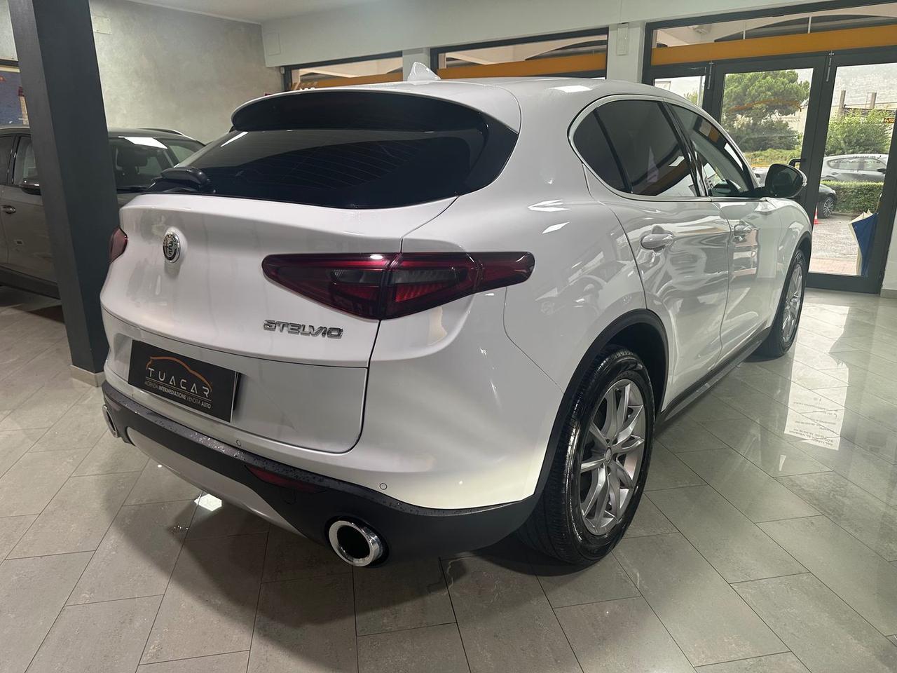 Alfa Romeo Stelvio Business 2.2 #7078