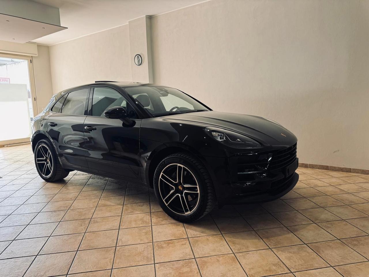 Porsche Macan 2.0 245CV TETTO PDLS+