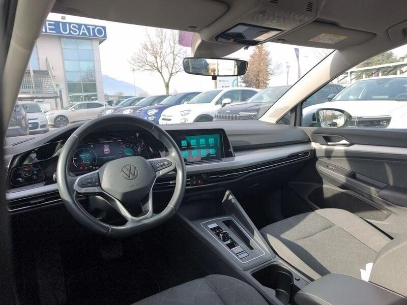 Volkswagen Golf VIII 2020 2.0 tdi Life 115cv dsg