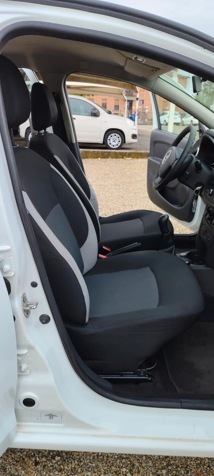 Dacia Sandero 0.9 TCe 12V TurboGPL 90CV Start&Stop Ambiance