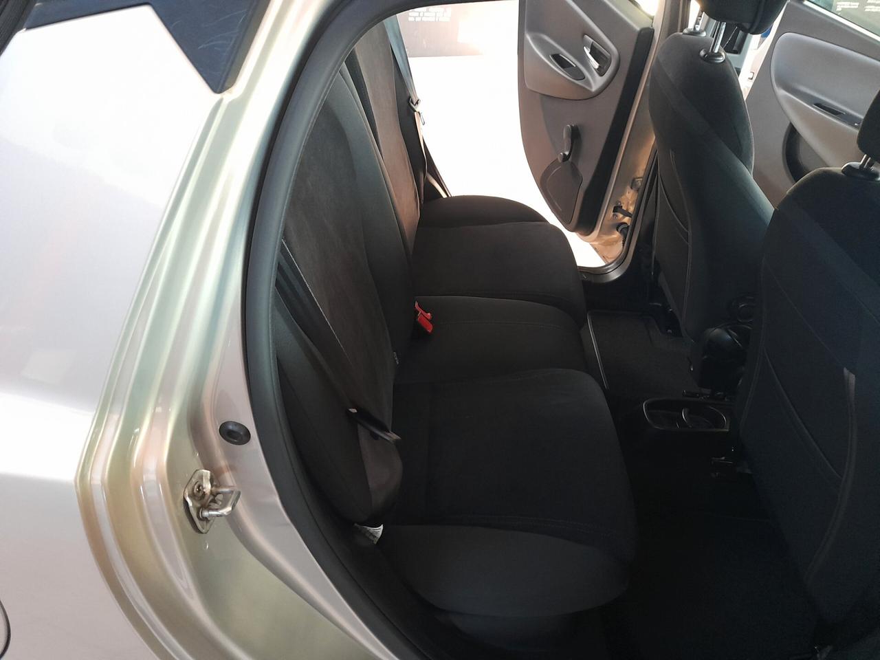 Lancia Ypsilon 1.2 69 CV 5 porte S&S Platinum