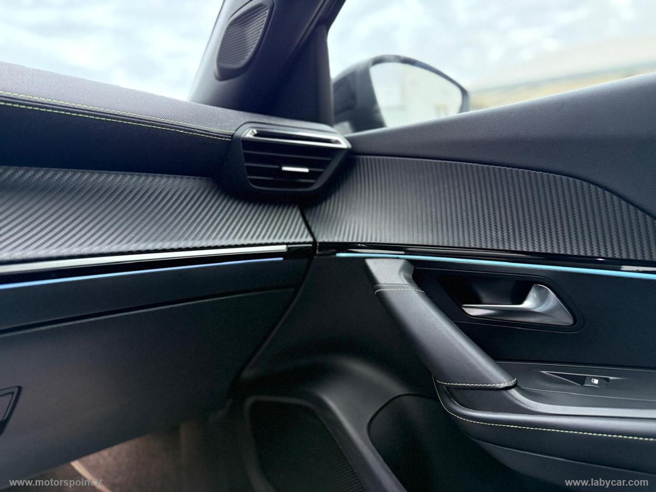 PEUGEOT 2008 PureTech 130 S&S EAT8 GT Line