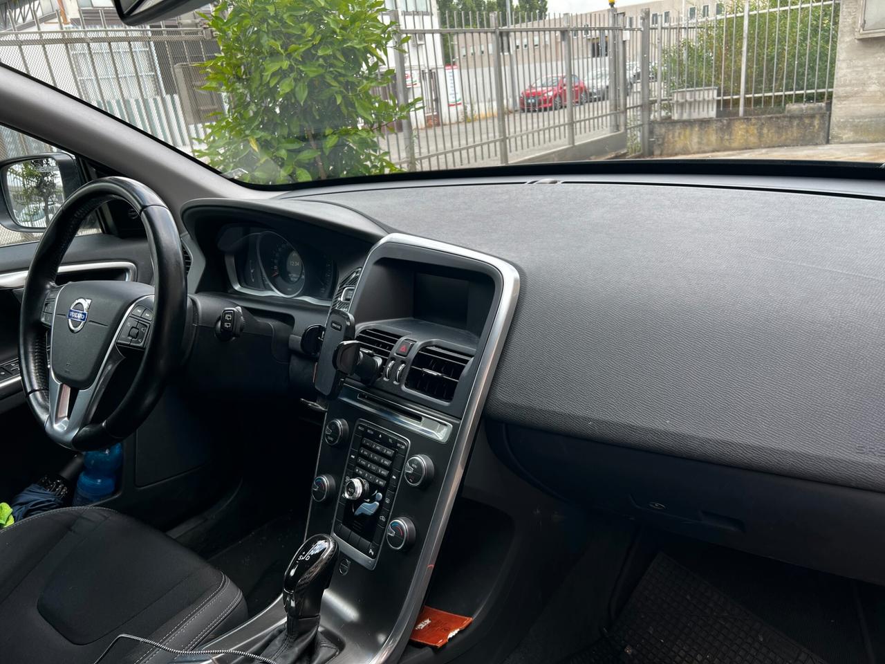 Volvo XC 60 XC60 D3 Geartronic Momentum LEGGERE BENE