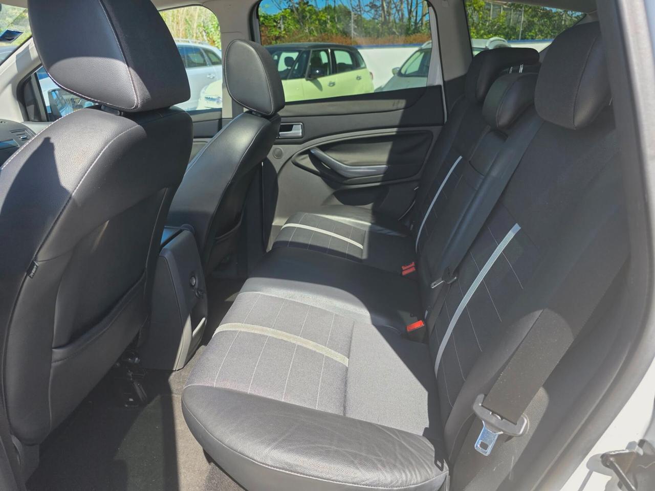 Ford Kuga 2.0 TDCi 136 CV 4WD Titanium DPF
