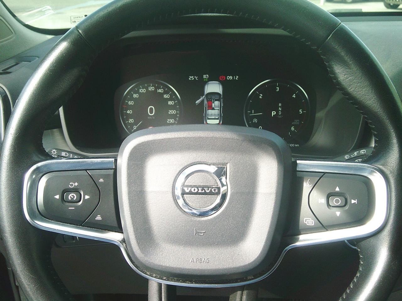 Volvo XC40 D3 Momentum