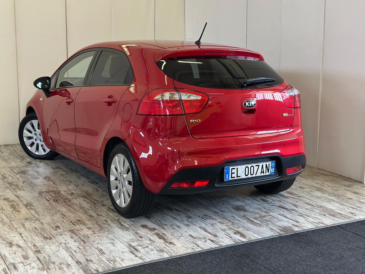 Kia Rio 1.1 CRDi WGT 5p. EX PLUS Ok Neopatentati
