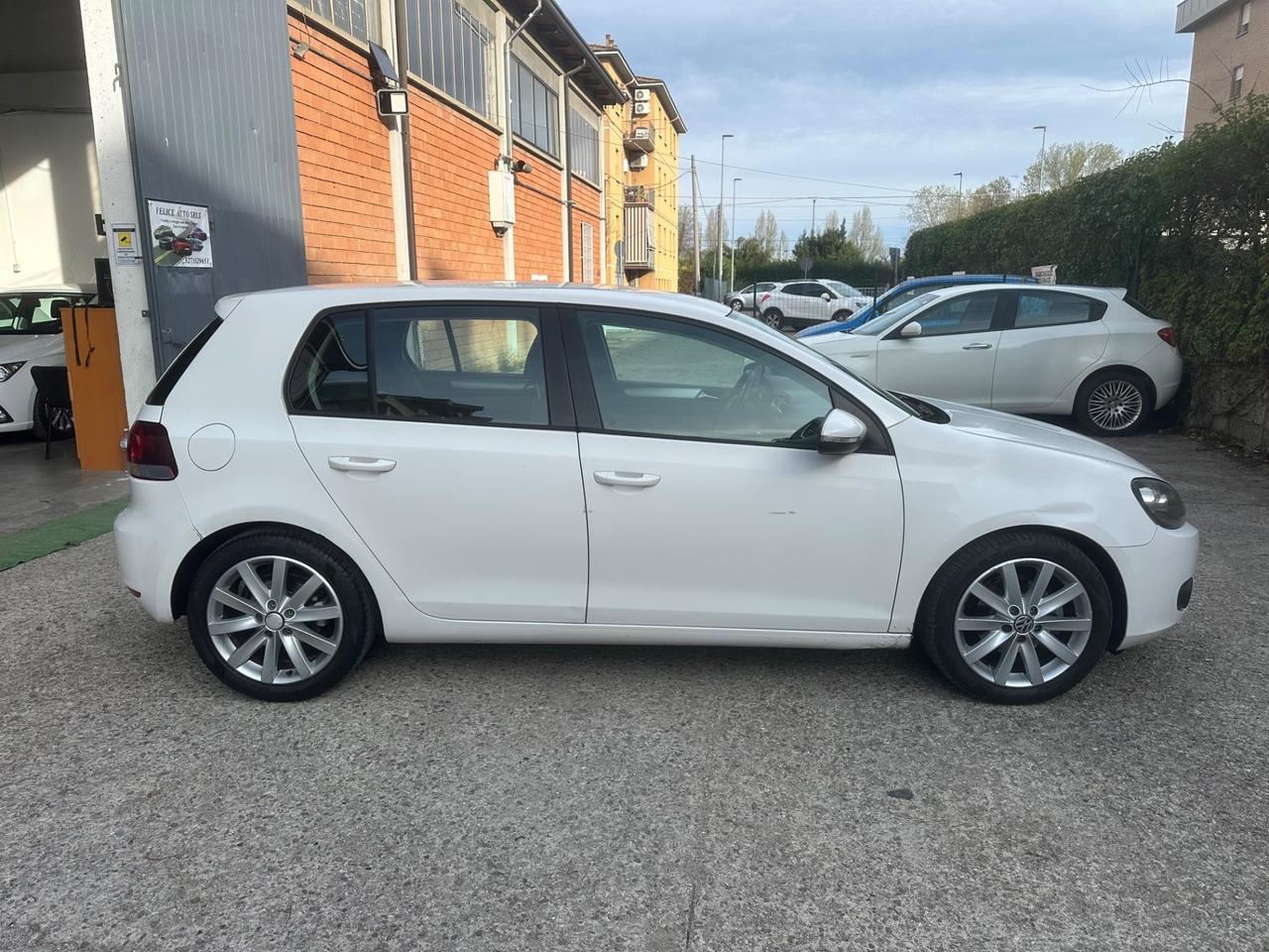 Volkswagen Golf 1.6 TDI DPF 5p. Highline