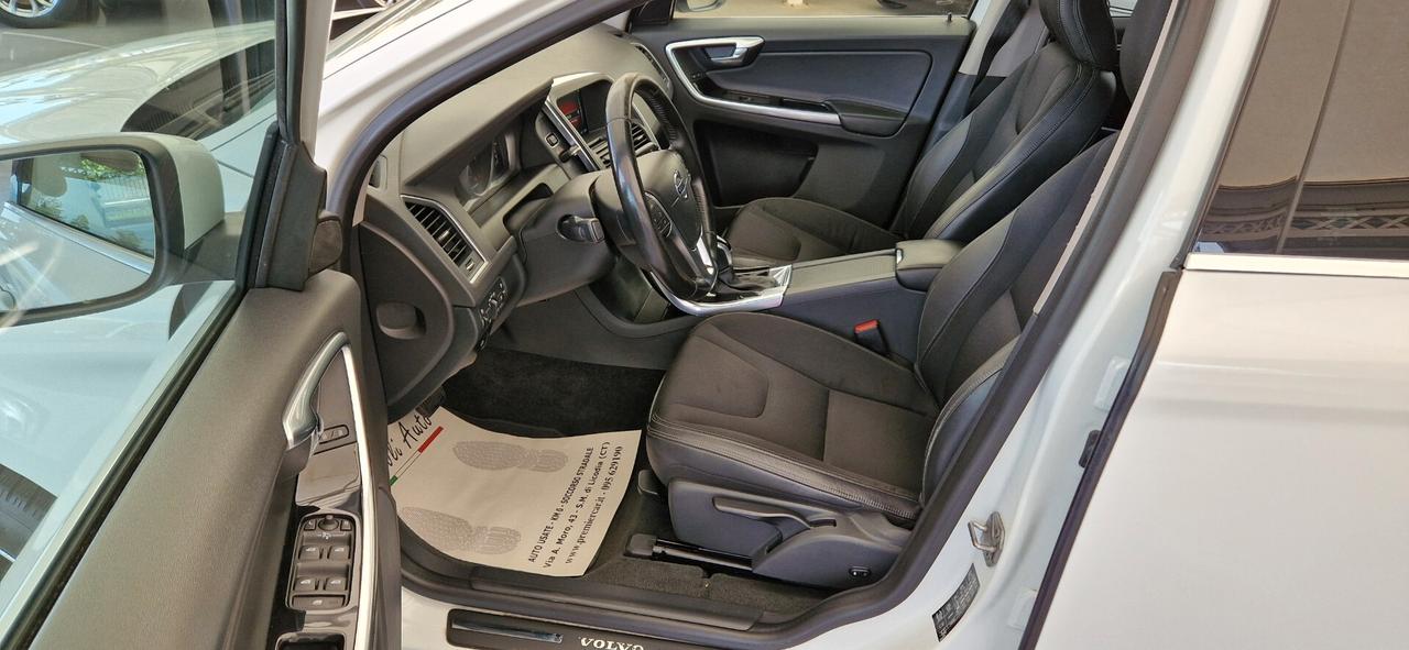Volvo XC60 D3 2.0D 150cv Geartronic R-design