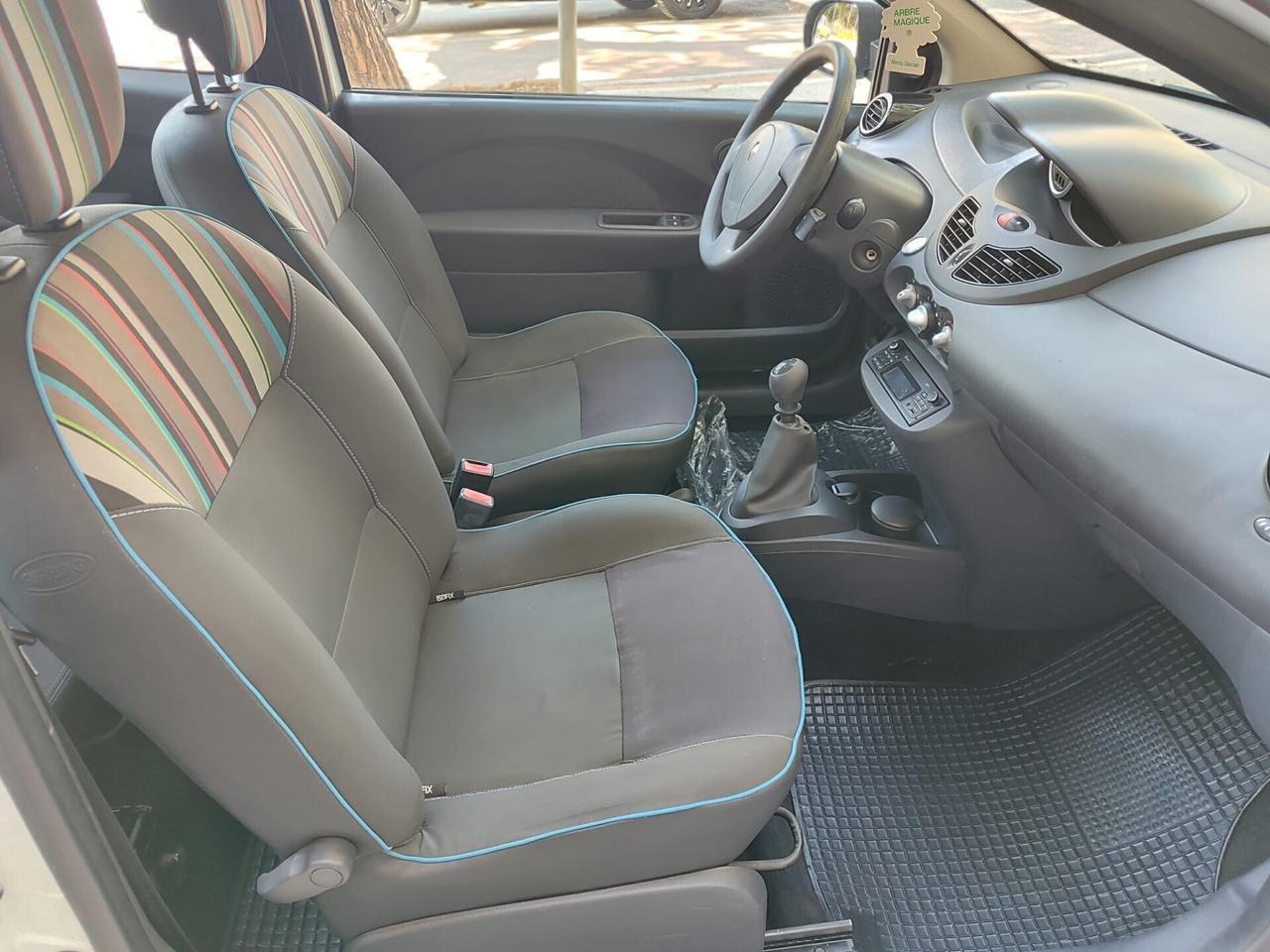 Renault Clio 1.5 dCi 8V 75CV 2015 PRONTA CONSEGNA!