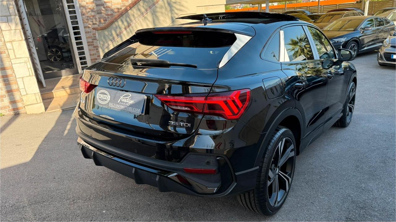 AUDI Q3 SPB 35 TDI IDENTITY BLACK KM0 2023 TETTO APRIBILE