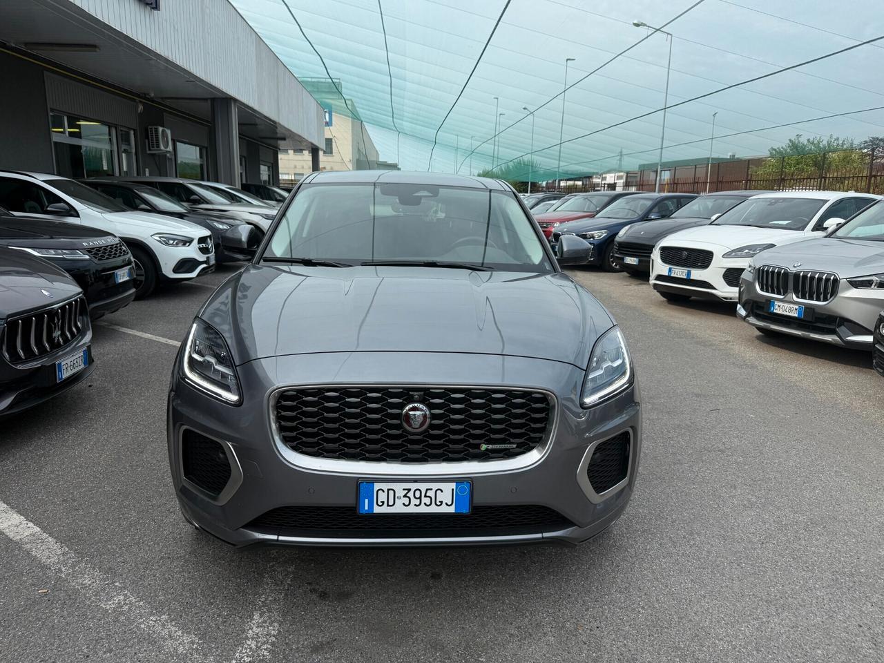 Jaguar E-Pace 2.0d i4 mhev R-Dynamic SE awd (SERVICE IN JAGUAR)