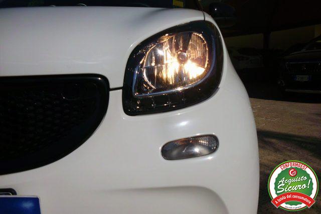 SMART ForFour 70 1.0 Passion