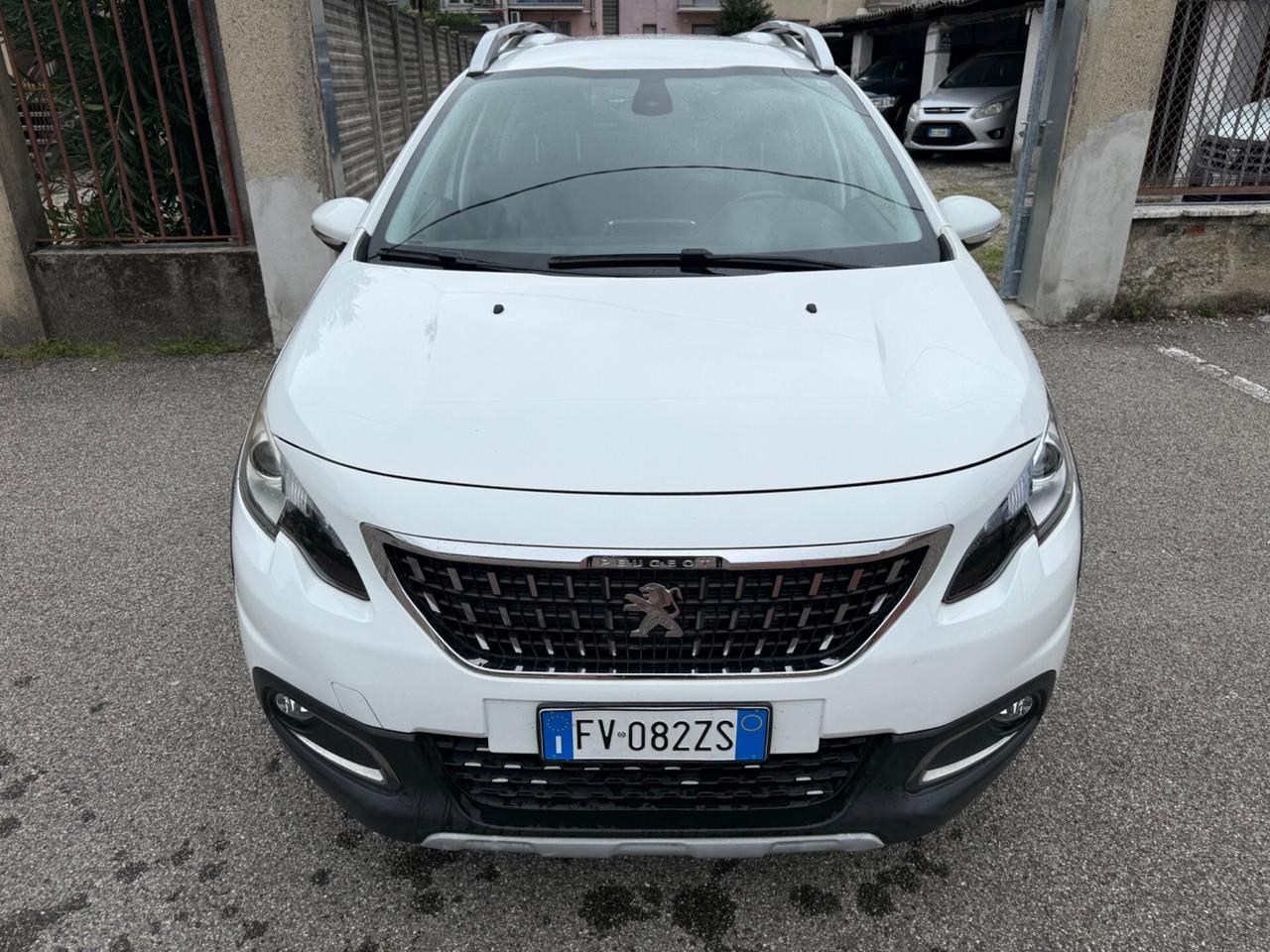 Peugeot 2008 PureTech action gti