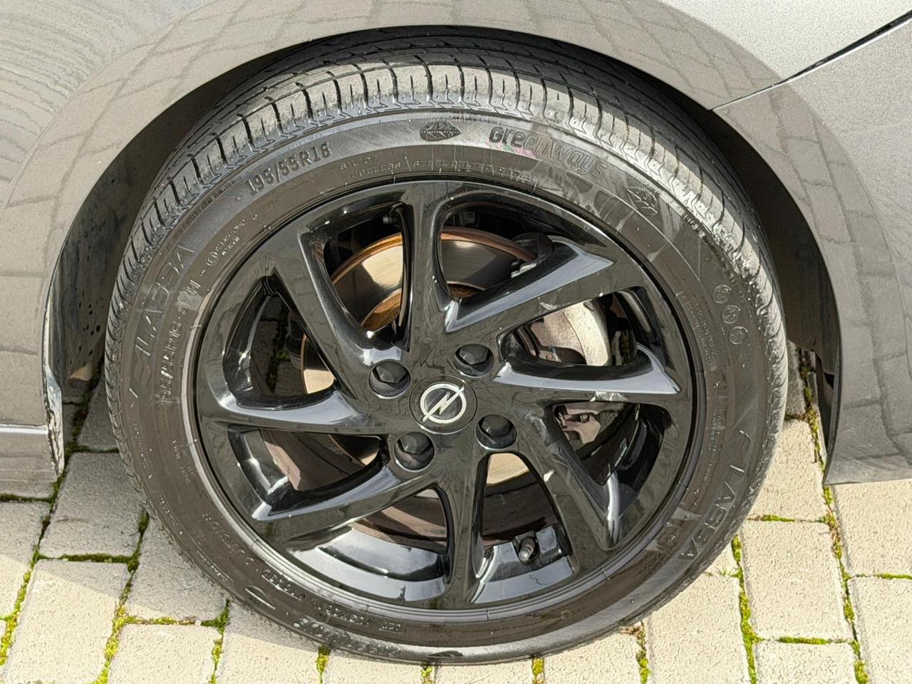 Opel Corsa 1.2 GPL *Full Optional*