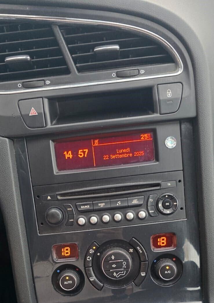 Peugeot 5008 1.6 Diesel 7 posti Neopatentati