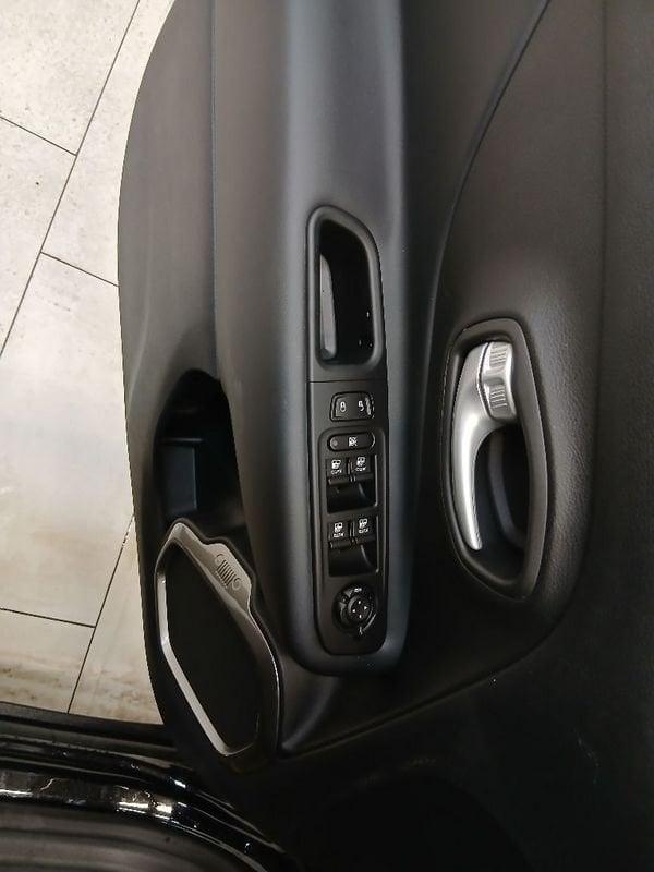 Jeep Renegade 1.5 turbo t4 mhev 2wd dct