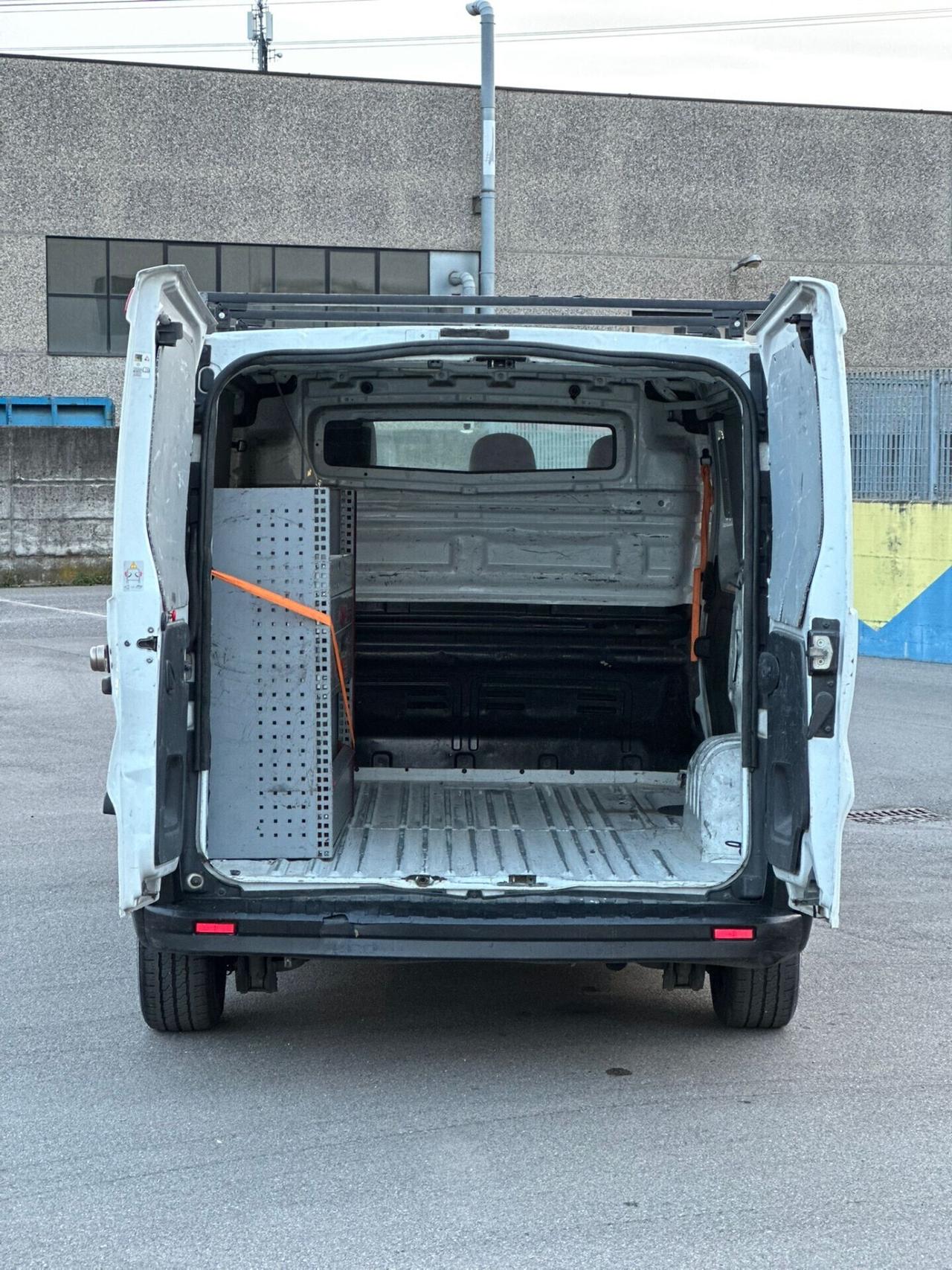 Opel Vivaro diesel cc 1.6 euro 6 B