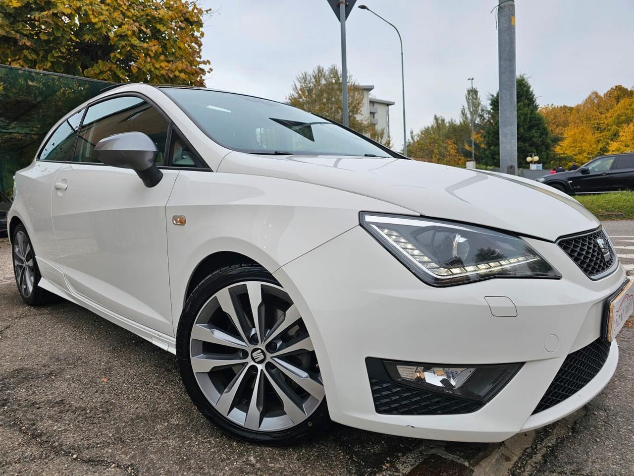 Seat Ibiza 1.4 TDI 105cv FR*Bi-Xeno*Tetto*Pdc*17*Euro6*