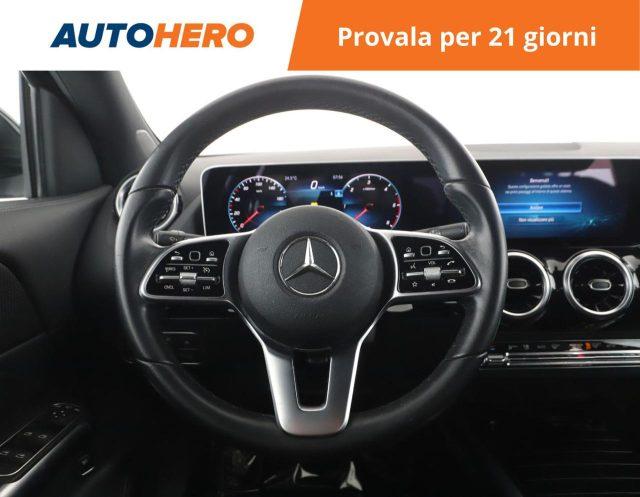 MERCEDES-BENZ GLA 200 d Automatic Sport