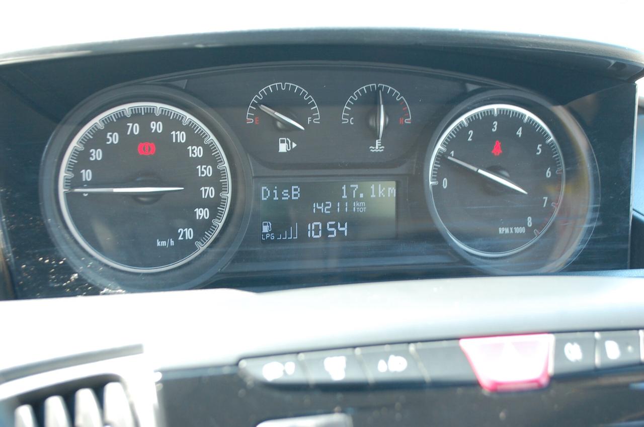 Lancia Ypsilon 1.2 Gold ecochic Gpl 69CV Uff Italy Bluetooth USB