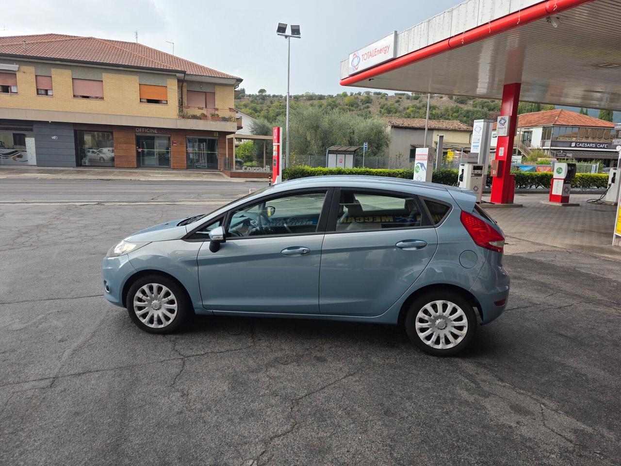 Ford Fiesta 1.4 GPL ORIGINALE LOW COST PROMO