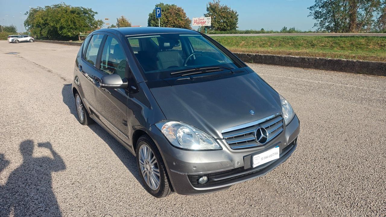 Mercedes A160 Benzina – Tagliandata, Gomme Nuove, Garanzia 12 Mesi