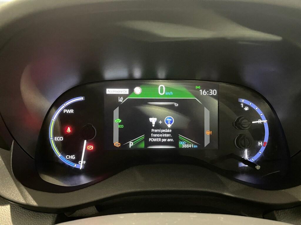 Toyota Yaris Cross 1.5 Hybrid 116CV e-CVT Lounge (FHEV)