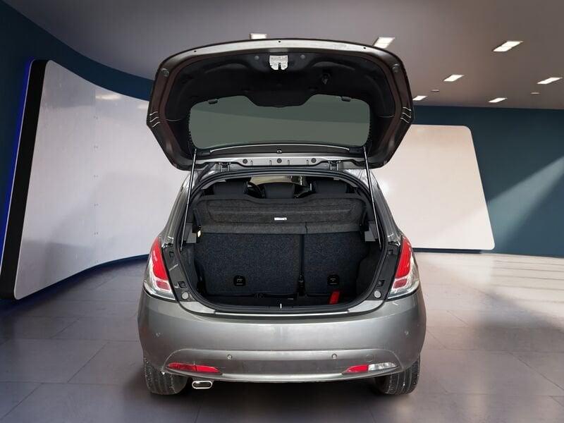 Lancia Ypsilon III 2021 1.0 firefly hybrid Gold s&s 70cv