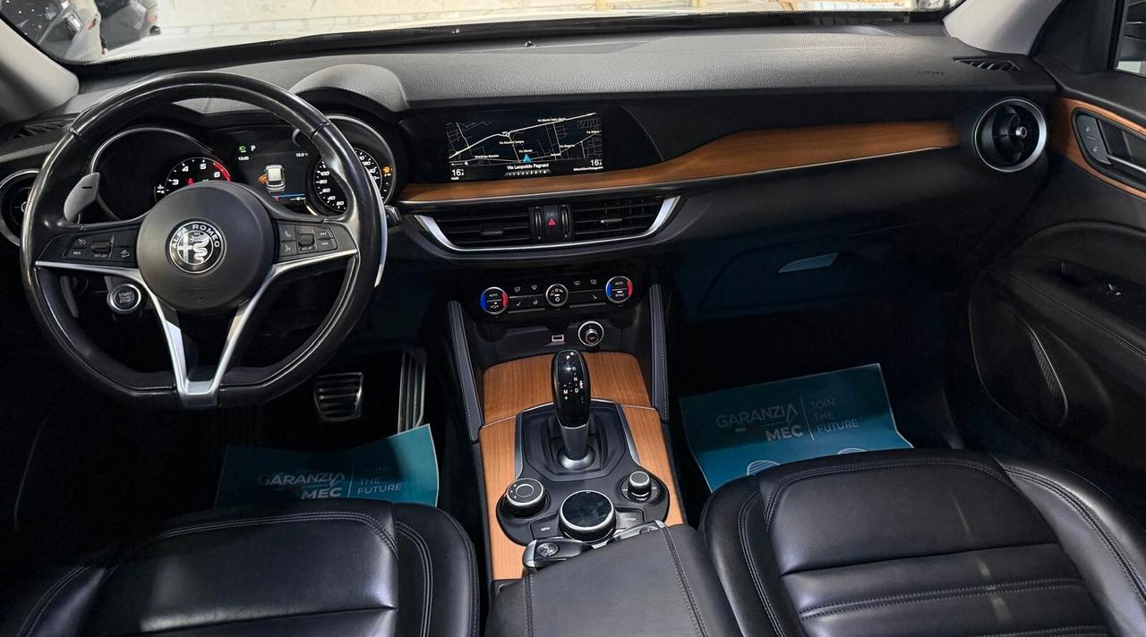 Alfa Romeo Stelvio Benzina 280Cv Tagliandi certificati