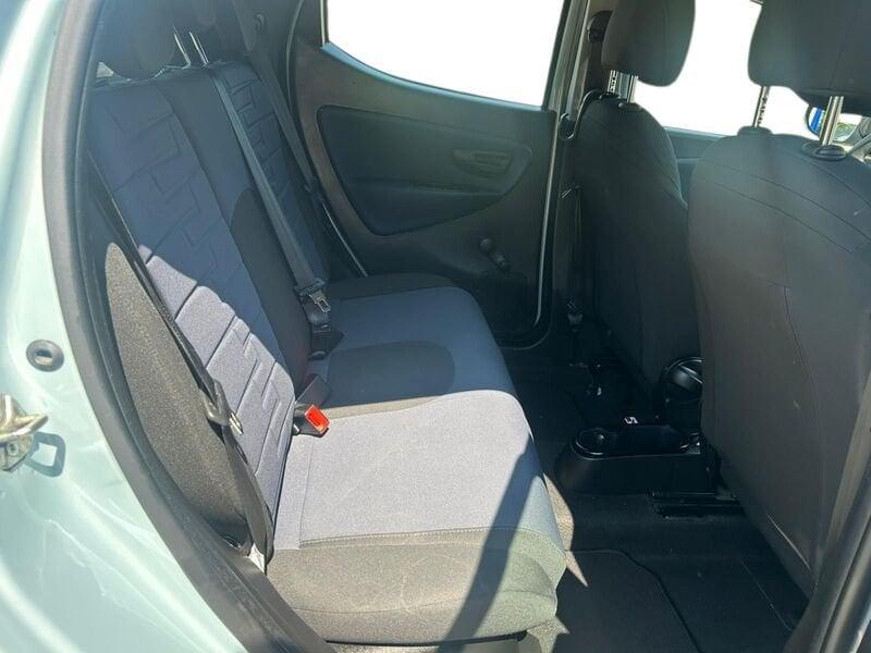 Lancia Ypsilon 1.0 FireFly 70cv Hybrid Platino