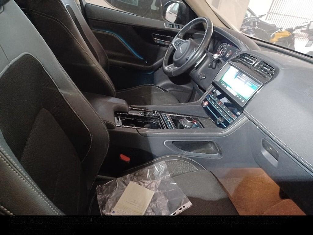 JAGUAR F-PACE 2.0D 180CV AUTOM. AWD R-SPORT ( BIXENO - COCKPIT - PELLE - NAVI - PDC - CERCHI 20 )