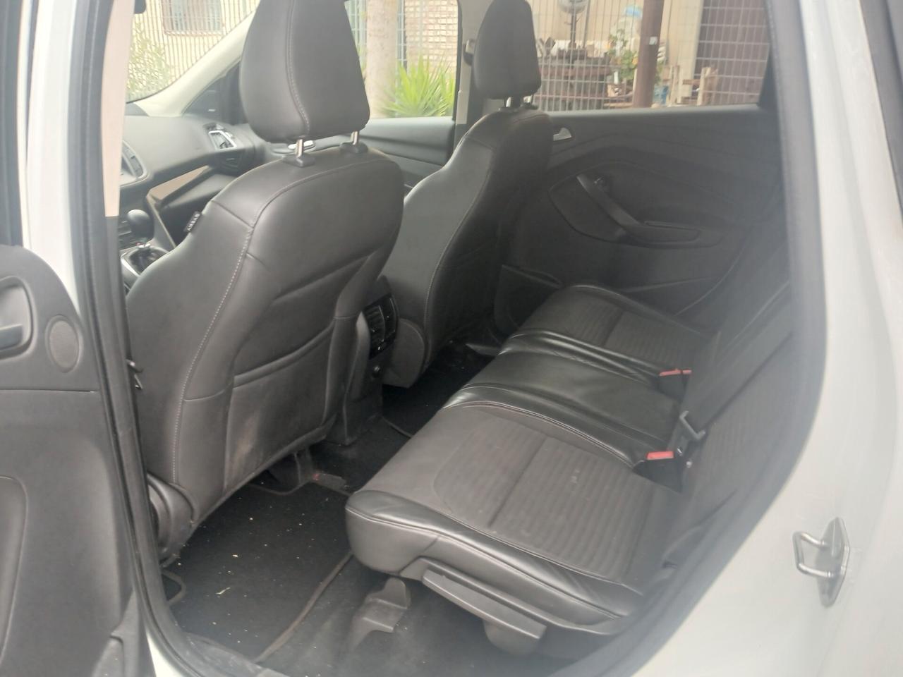Ford Kuga 1.5 TDCI 120 CV S&S 2WD Titanium