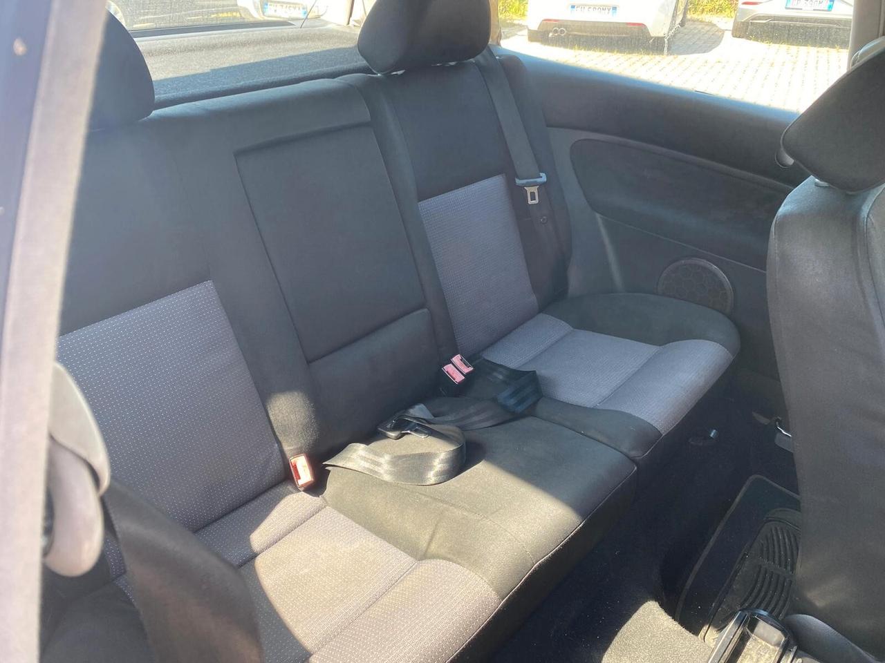 Volkswagen Golf 1.9 TDI/90 CV cat 3 porte