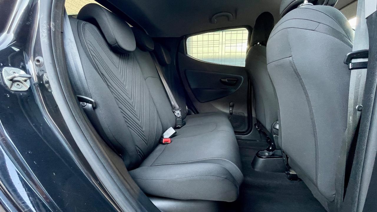 LANCIA 1.0 FIREFLY HYBRID 5P 69CV - NEOPATENTATI