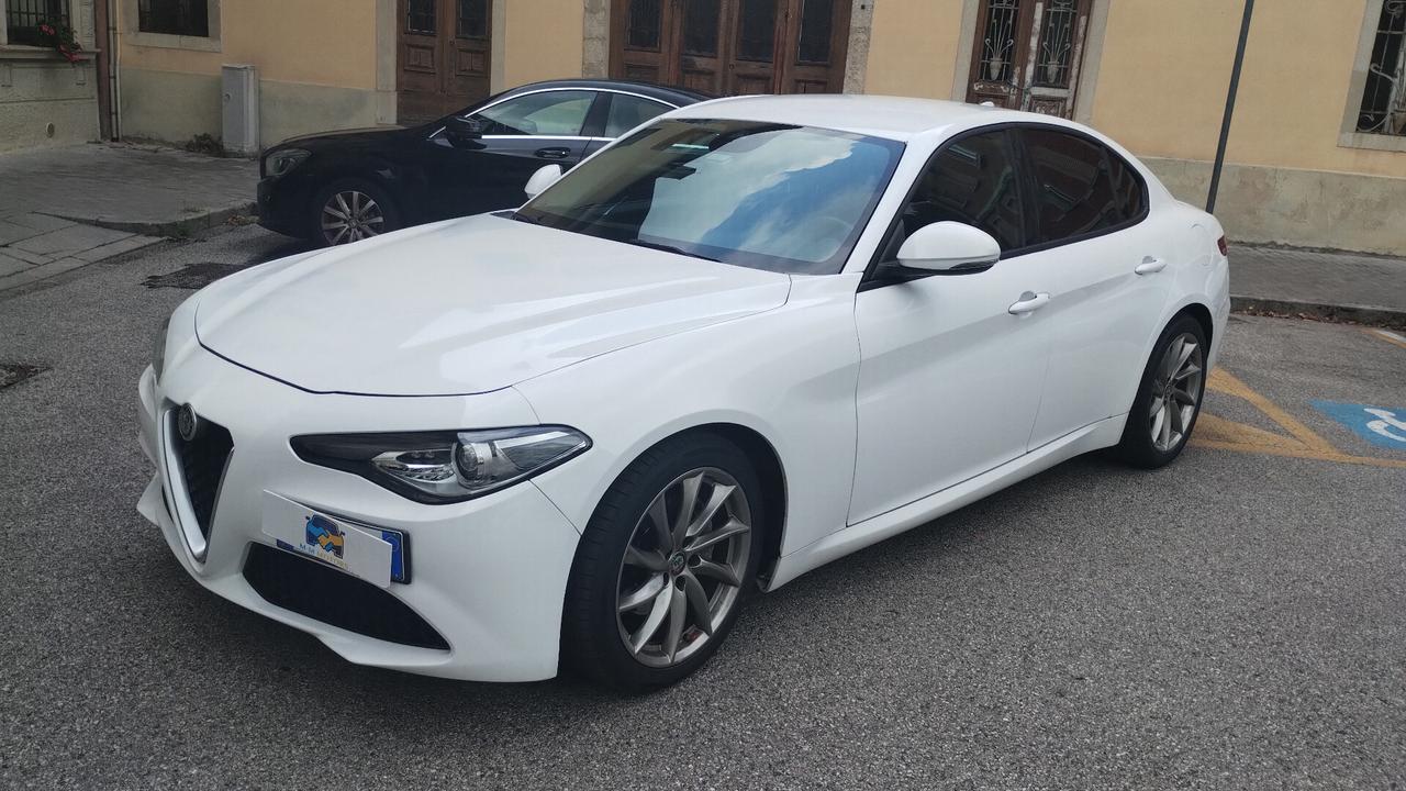Alfa Romeo Giulia 2.2 Turbodiesel 180 CV AT8 Super